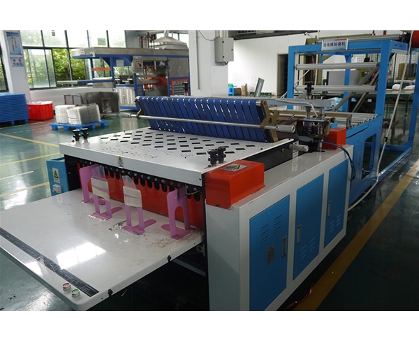 珍珠(zhu)棉加(jia)工車(che)間