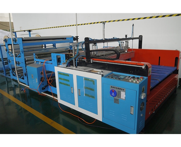 珍(zhen)珠棉加(jia)工車間(jian)