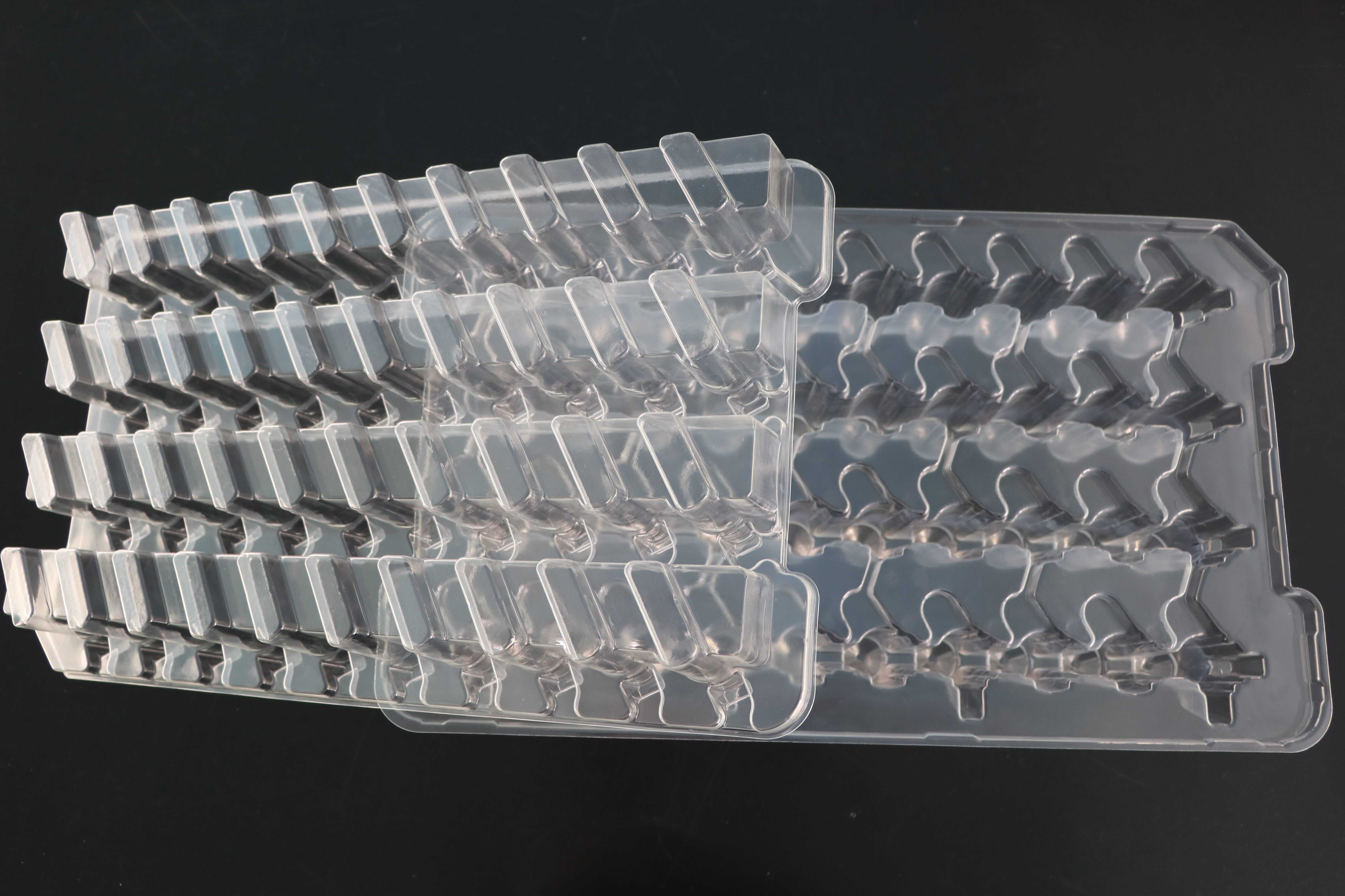 汽車零(ling)部件吸塑(su)包裝