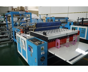 珍(zhen)珠棉加工(gong)車間