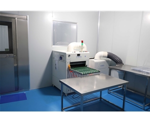 吸塑包(bao)裝生産車(che)間